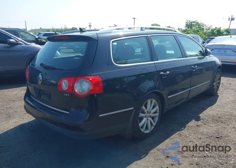 2010 Volkswagen Passat Komfort from USA, damaged, VIN WVWXM7AN4AE090862